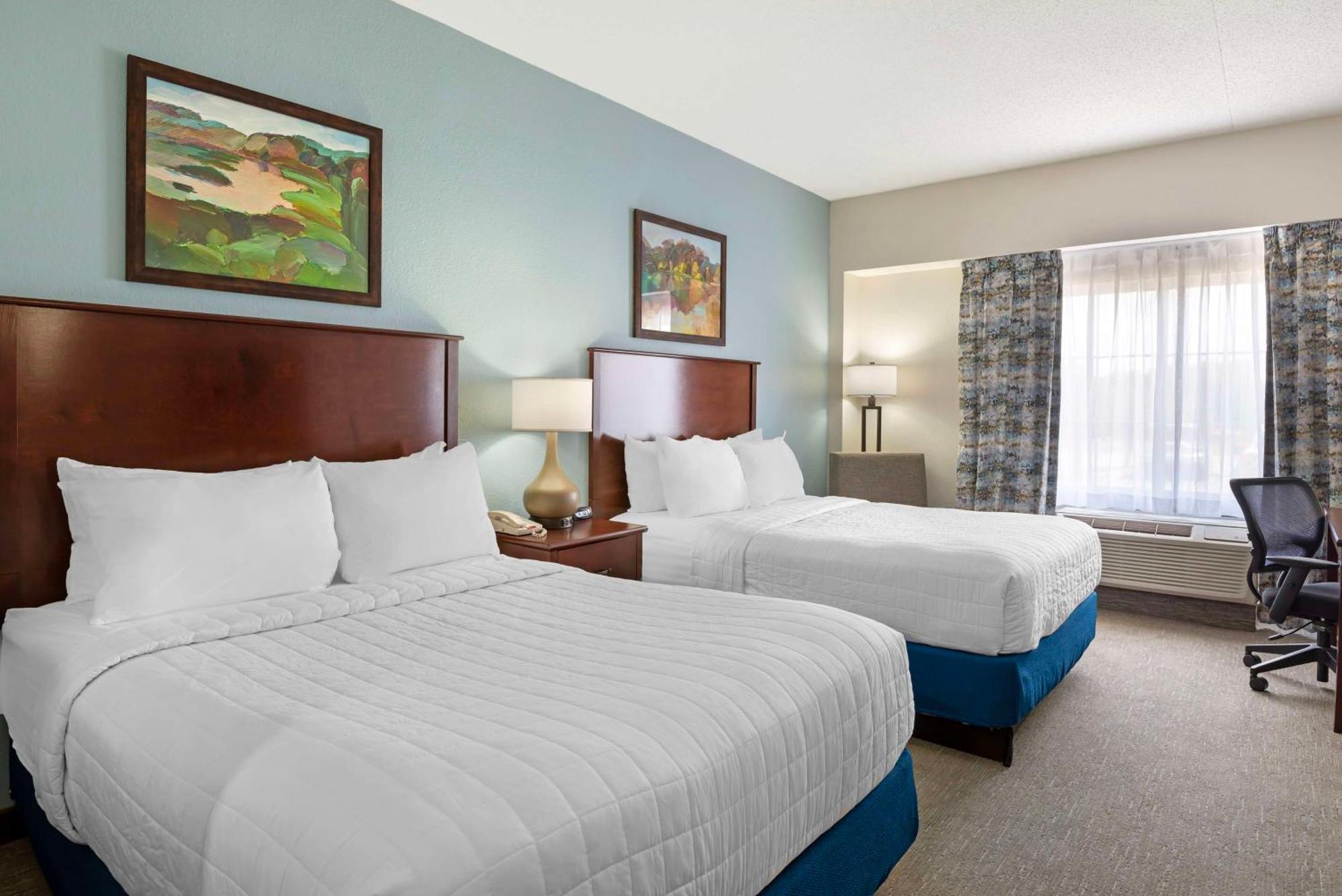 Best Western Plus Crossroads Inn & Suites Zion Crossroads Exterior photo