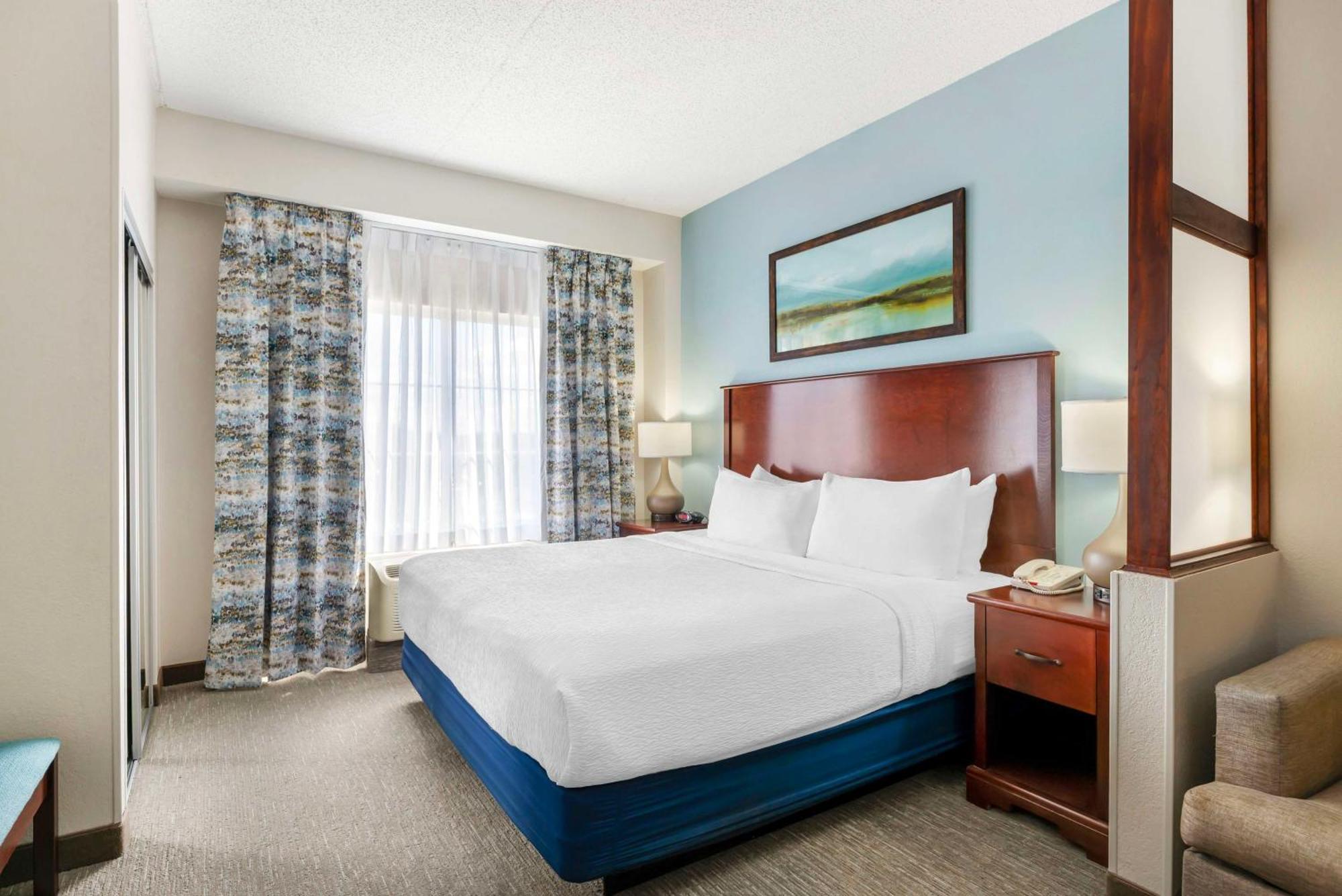 Best Western Plus Crossroads Inn & Suites Zion Crossroads Exterior photo
